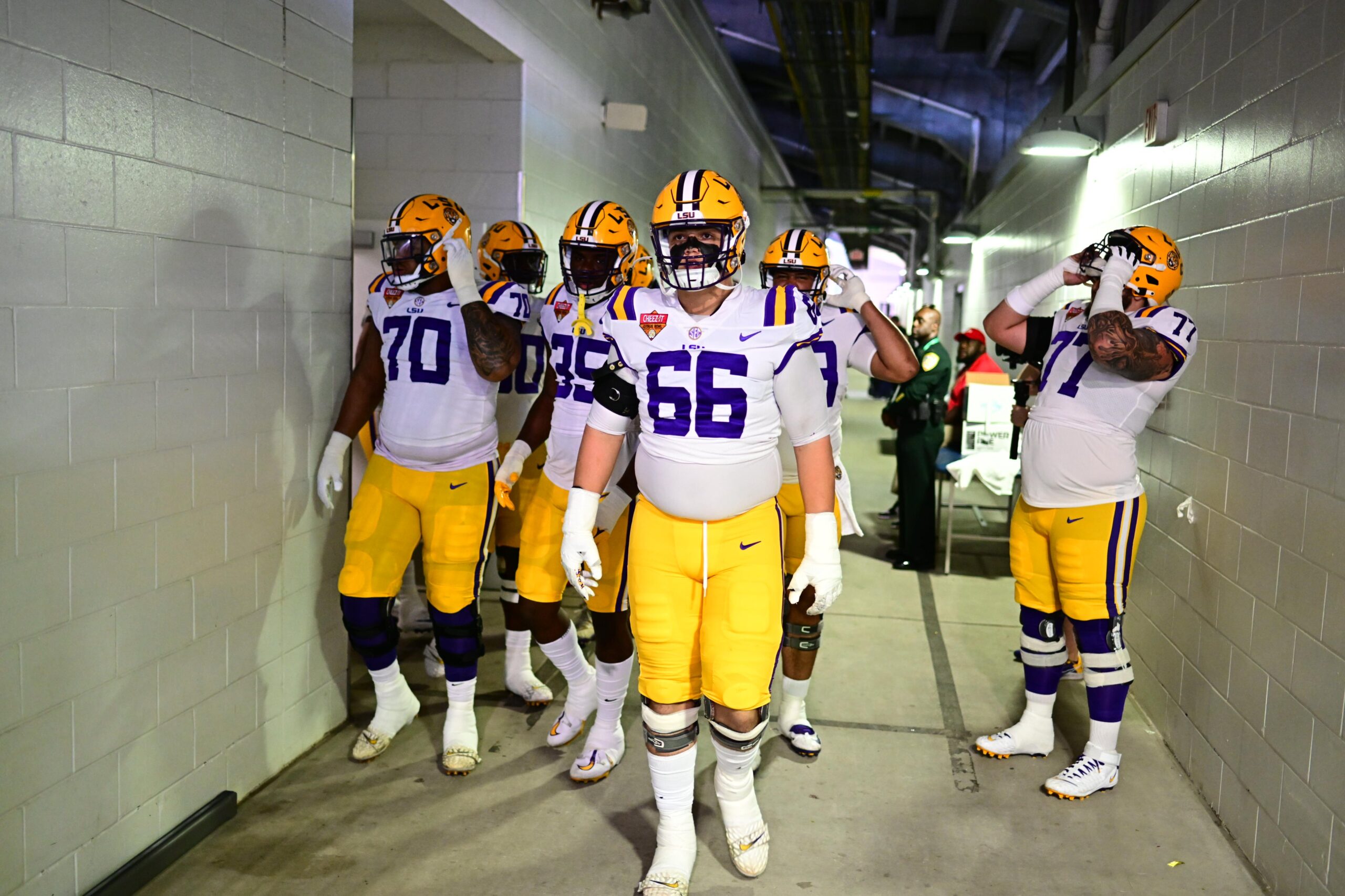 top-100 offensive lineman, LSU, class of 2025, Micah DeBose, prediction