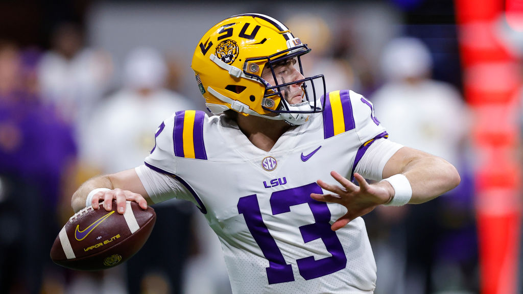 backup LSU football quarterback, Garrett Nussmeier, quarterback, freak of the week