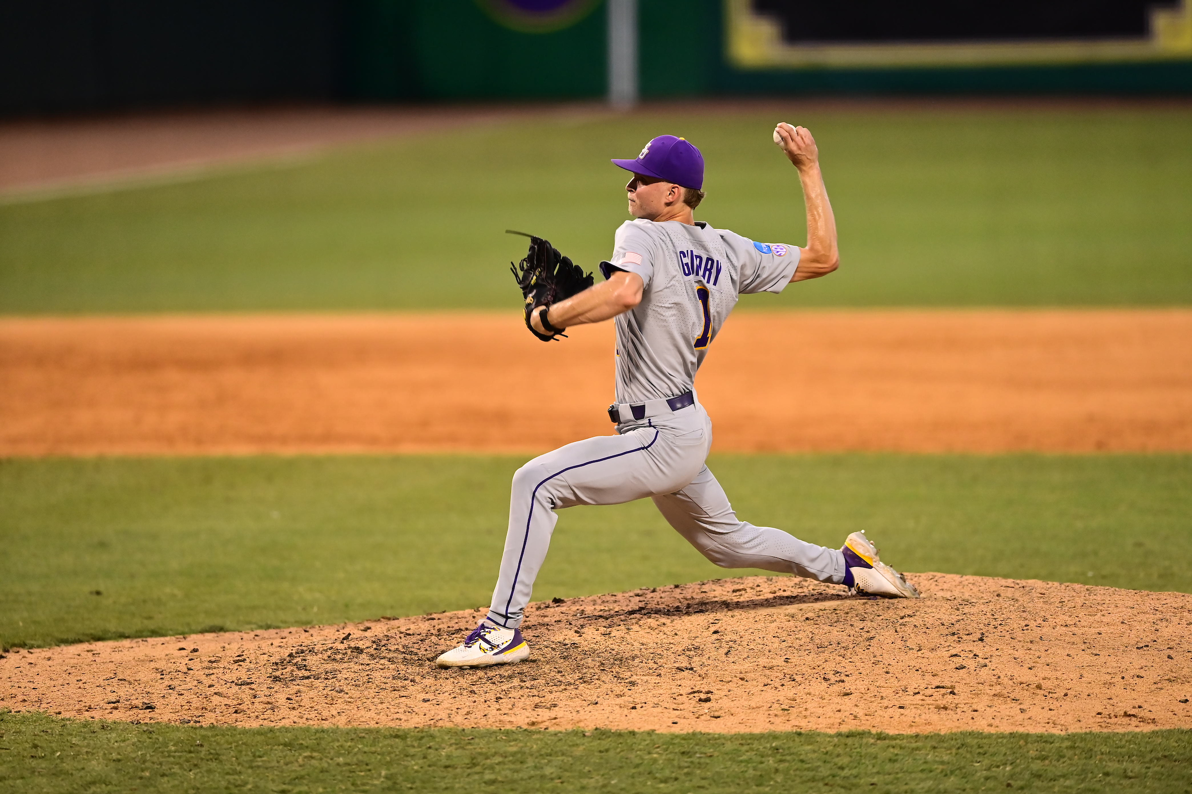 LSU baseball freshman pitcher, Gavin Guidry, Men's College World Series, pitcher