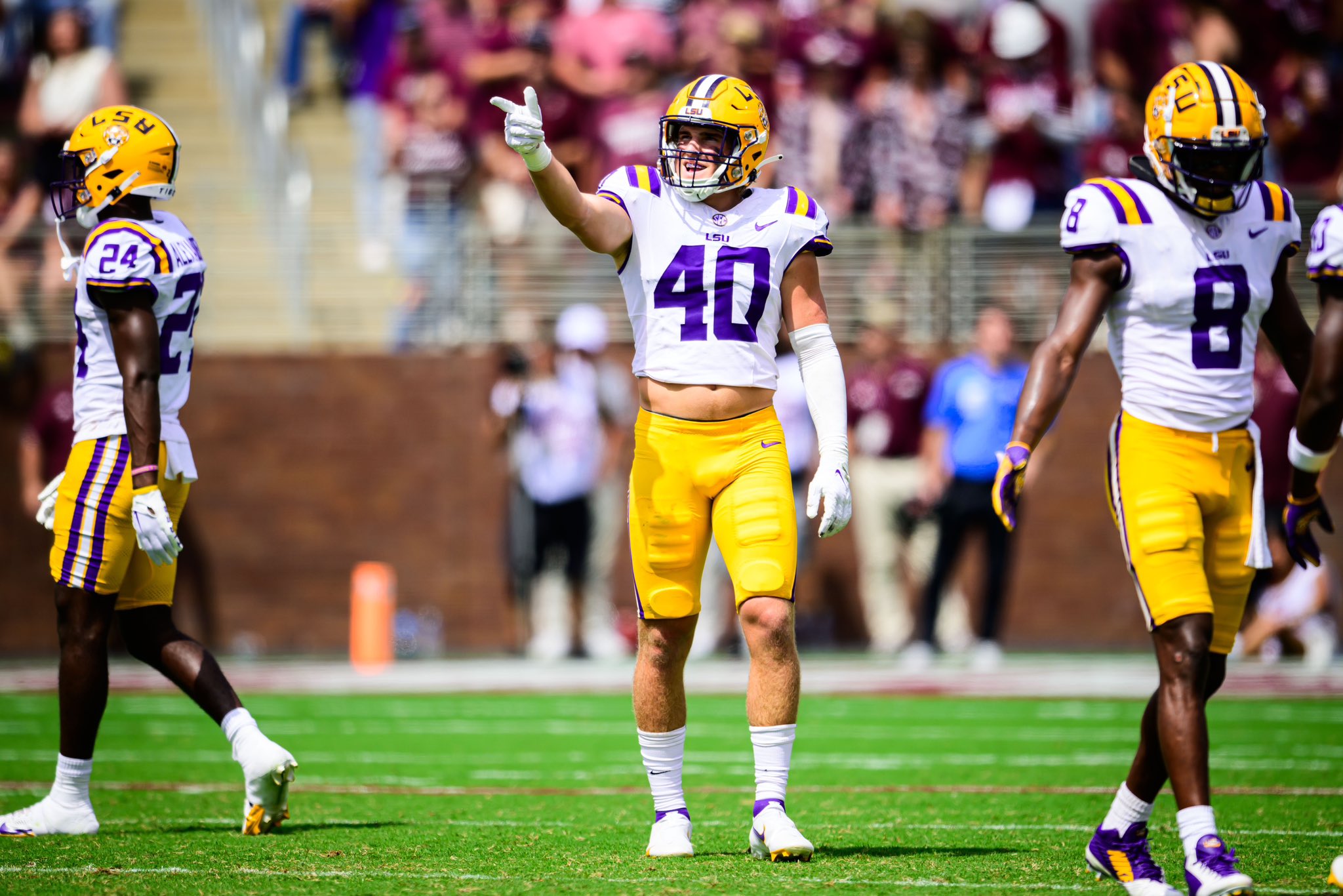 LSU freshman linebacker, LSU, freshman, Whit Weeks, ReliaQuest