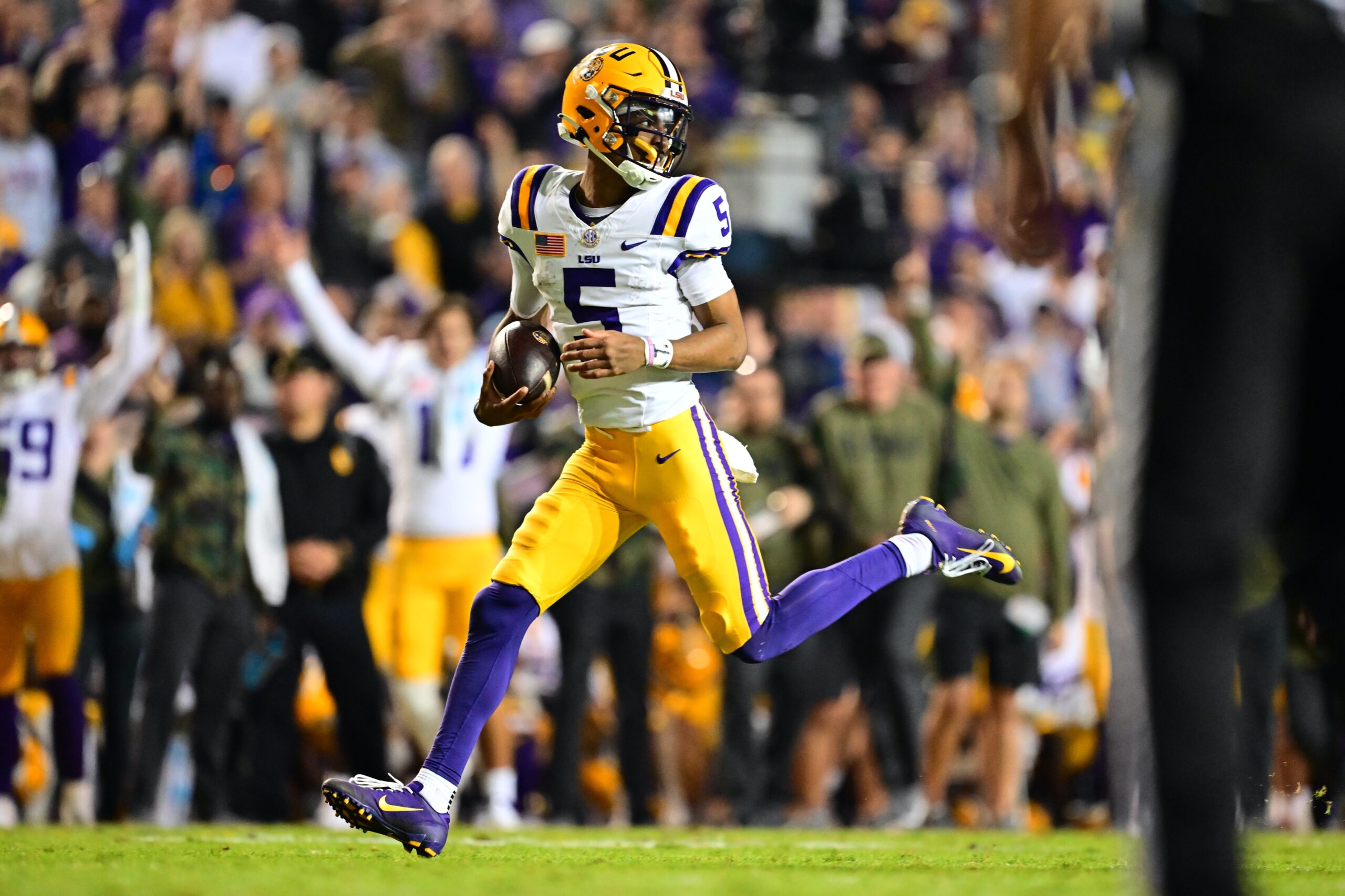 LSU quarterback Jayden Daniels, quarterback, LSU, NFL, 2024