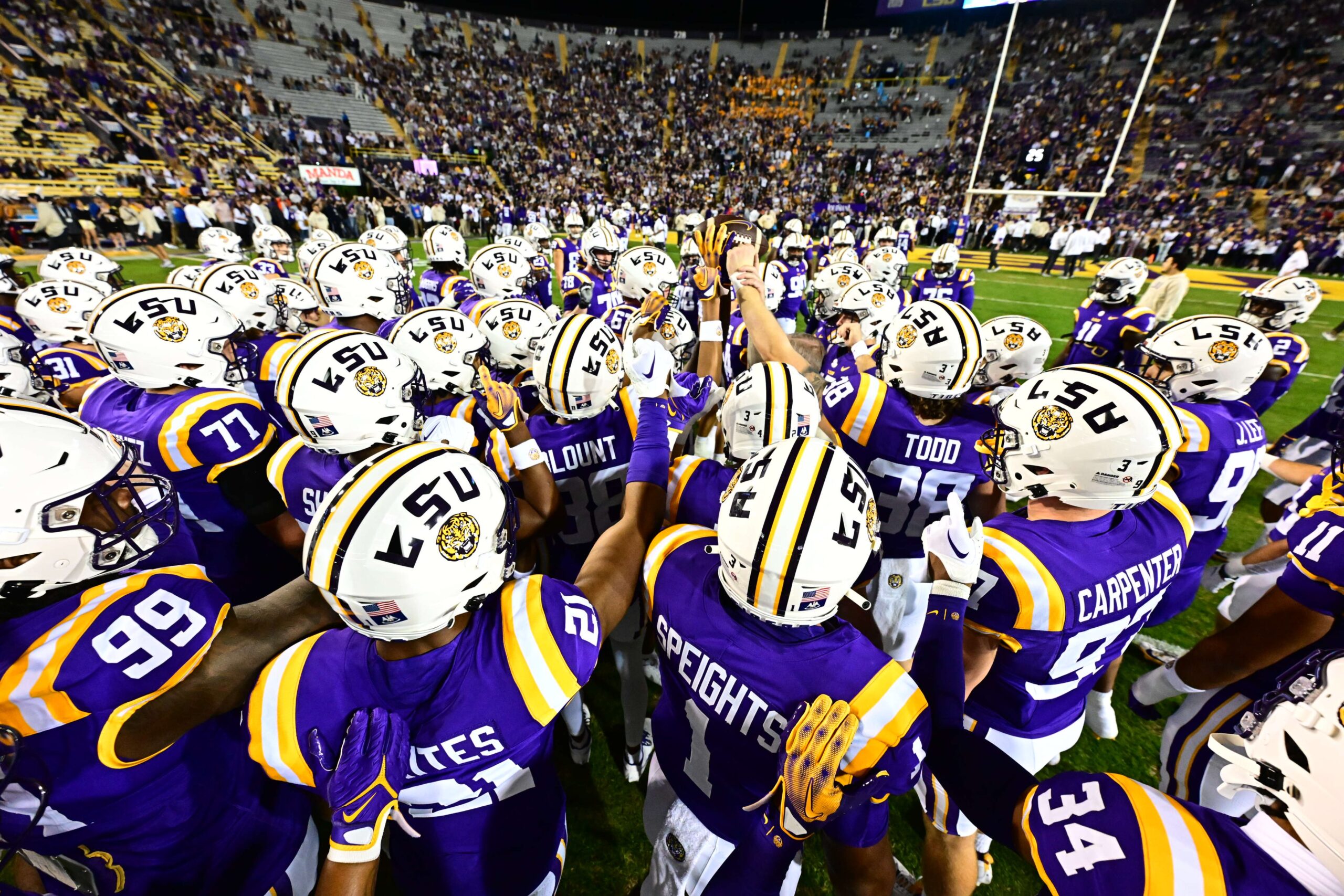 class of 2025 LSU commit, class of 2025, LSU, wide receiver, Dakorien Moore