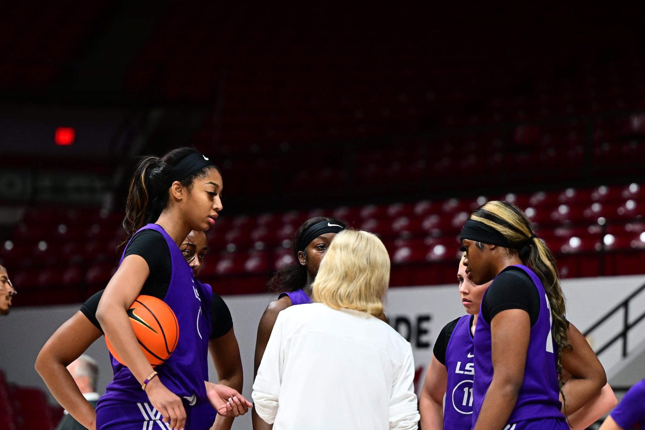 Wooden Award Late Season Watch List, LSU, women's basketball, Angel Reese, Aneesah Morrow