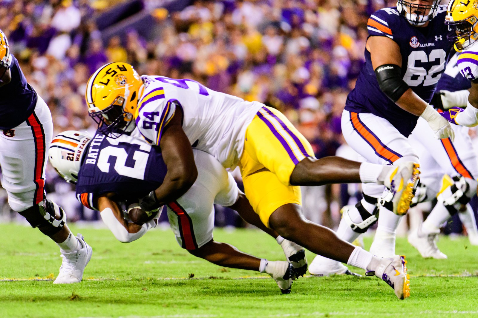 veteran LSU defensive lineman, LSU, 2024, Paris Shand, Freak of the Week