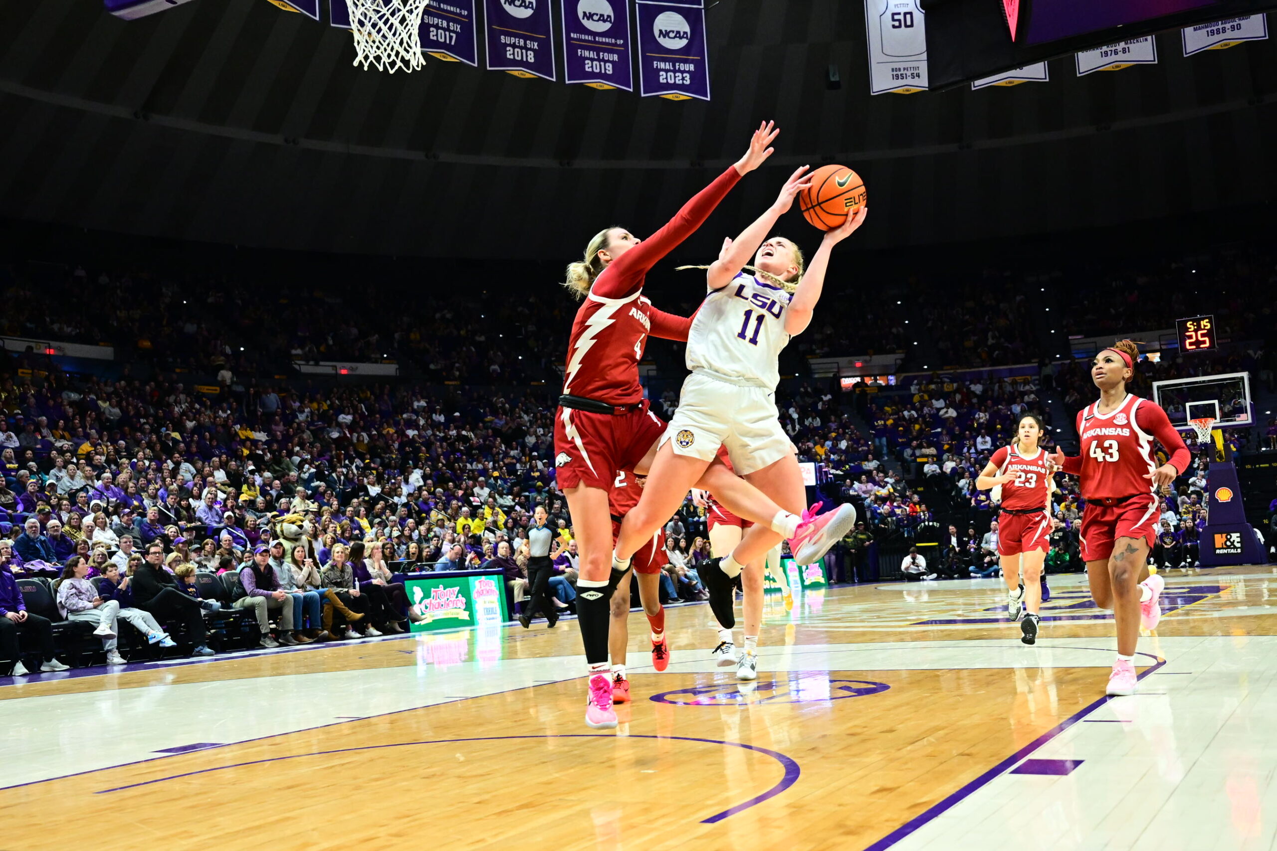 LSU guard Hailey Van Lith, guard, LSU, women's basketball, Kim Mulkey