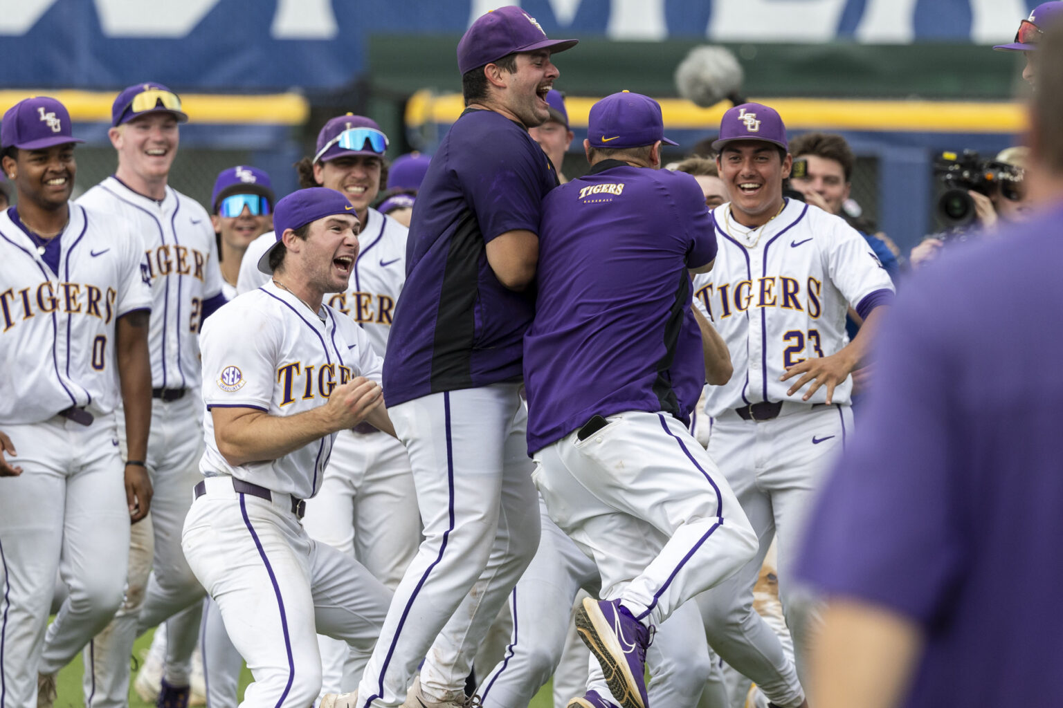 LSU baseball adds two Wofford transfer portal pitcher commitments