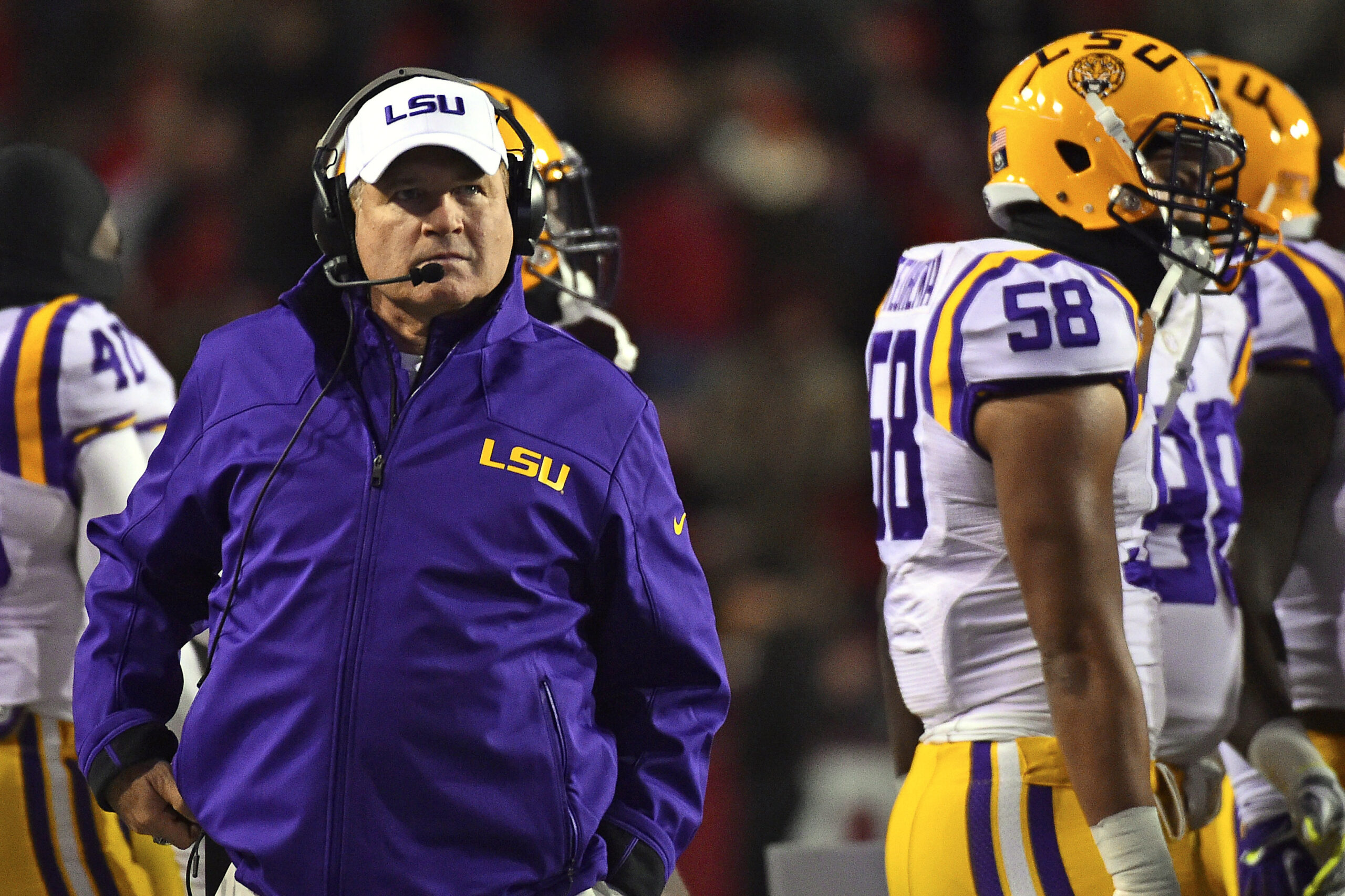 Les Miles, LSU, lawsuit, football, coach