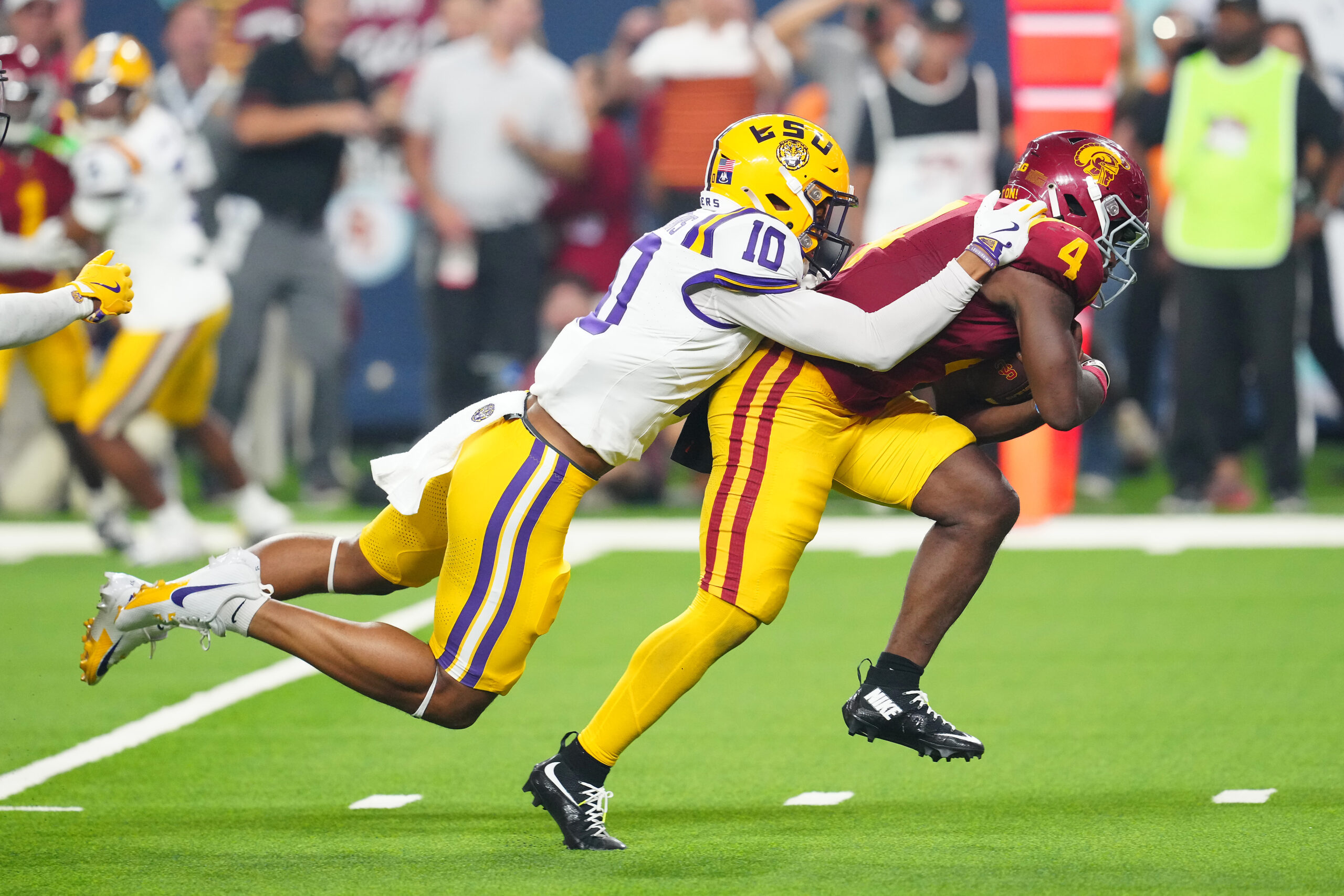 freshman defensive back, LSU, freshman, defensive back, Dashawn Spears