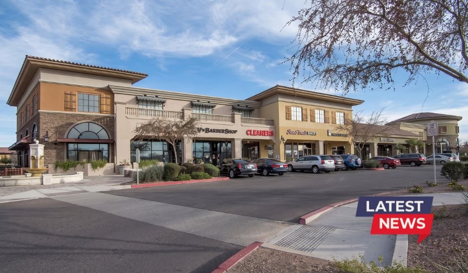 Chandler Has Had A Pizza Muffin Institution On Alma School Road Since 1996 And Locals Are STILL Hooked