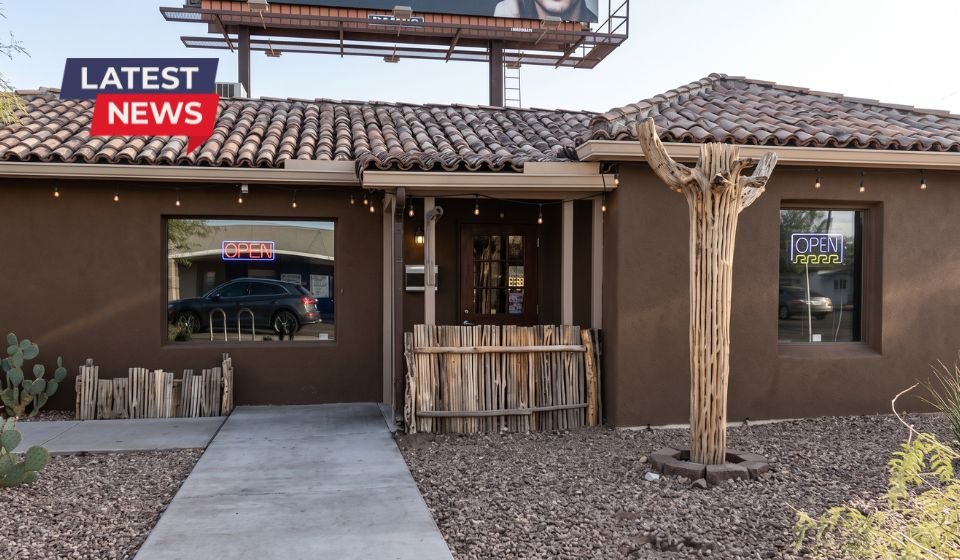 The Incredible Navajo Tacos At This Tiny Arizona Joint Are Worth Driving Across The State For